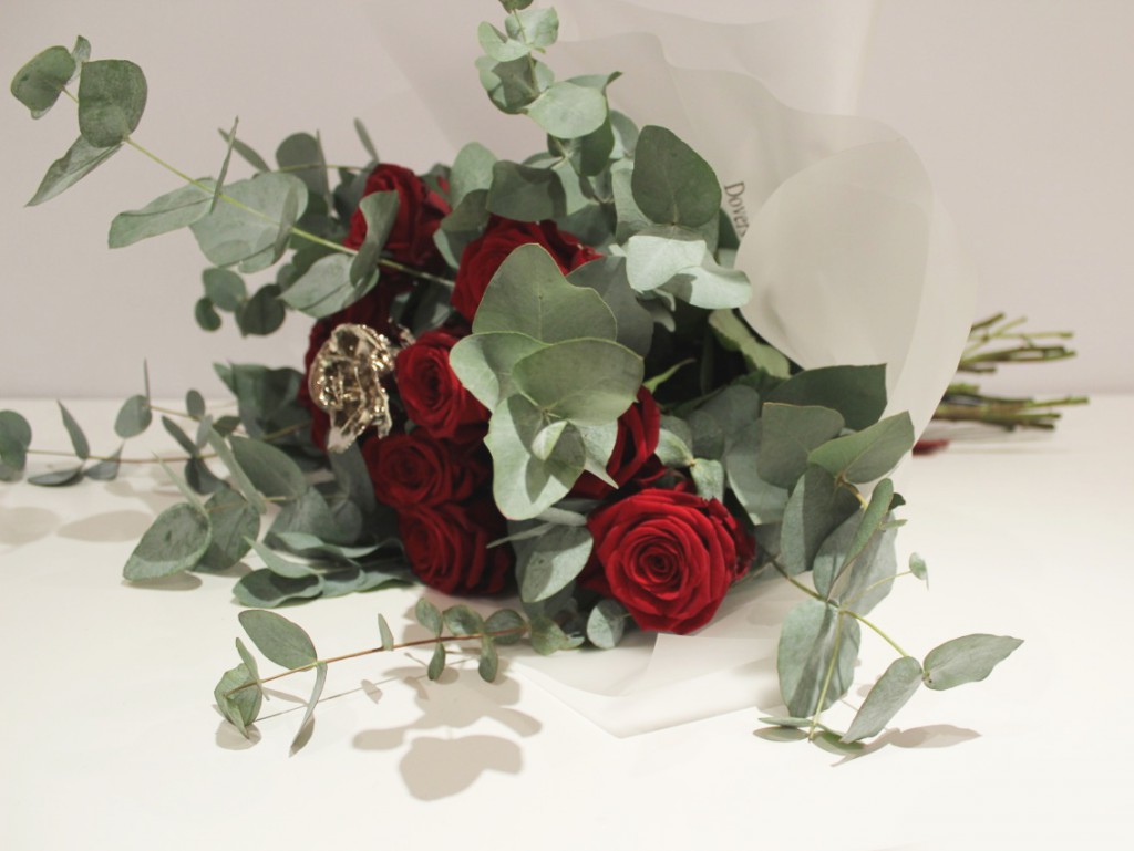 Platinum-Rose-Bouquet-10