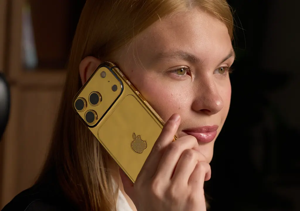 Gold iPhone 17 Pro Max