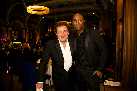 Auctioneer for the night was Martin Roberts from Homes Under the Hammer.