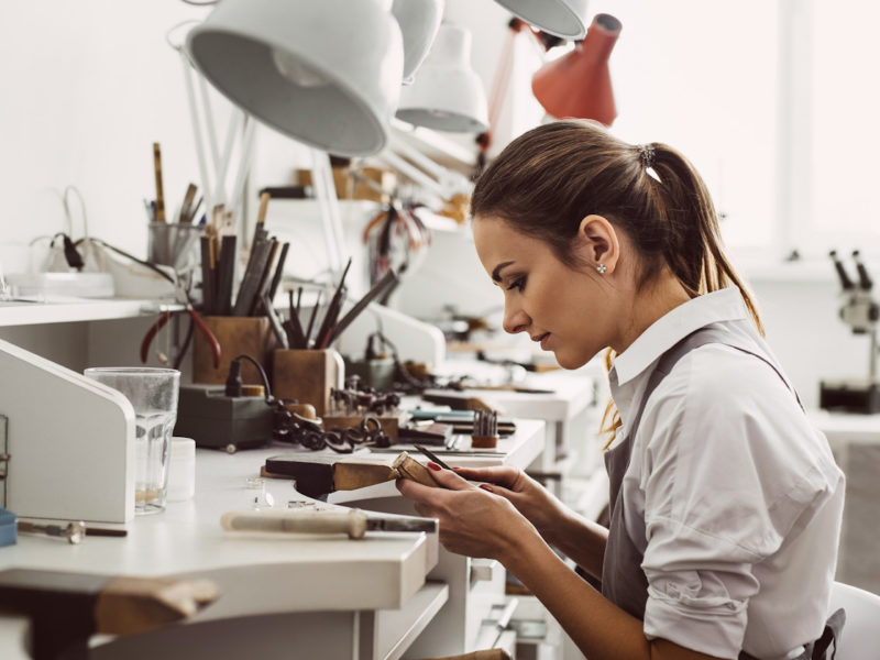 Will Gold Plating Wear Off? Goldgenie Official Blog