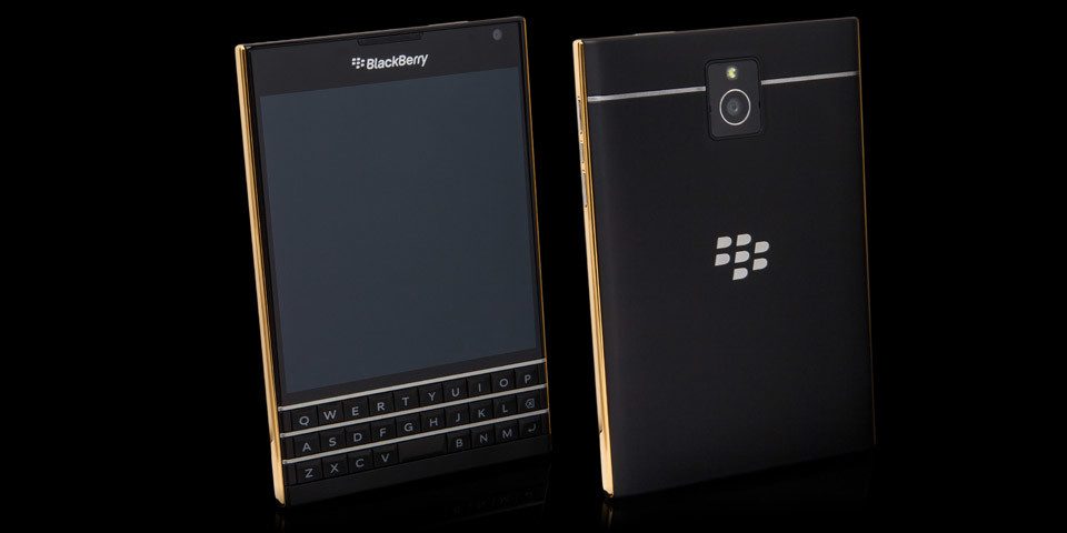 blackberry_passport_gold_1