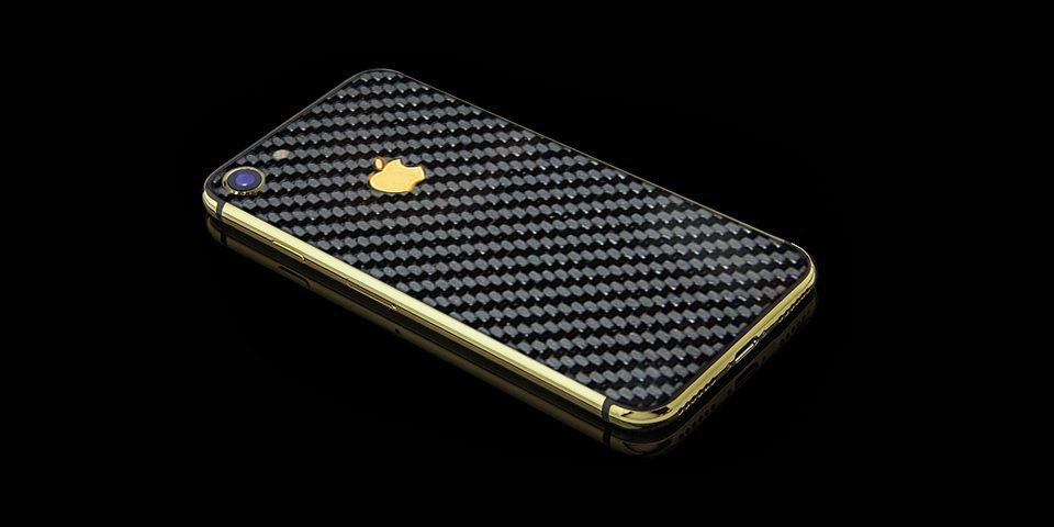 iPhone 7-carbon-fibre-straight-0