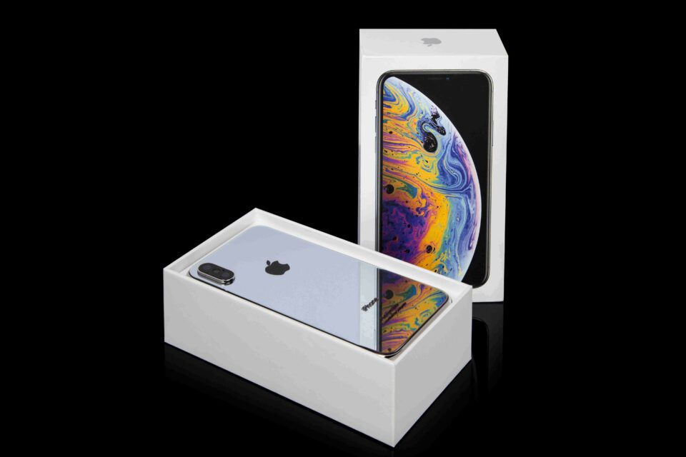 iphone-elite-platinum-in-box