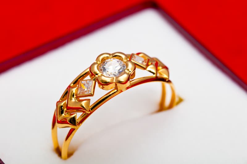 Luxury Gold ring