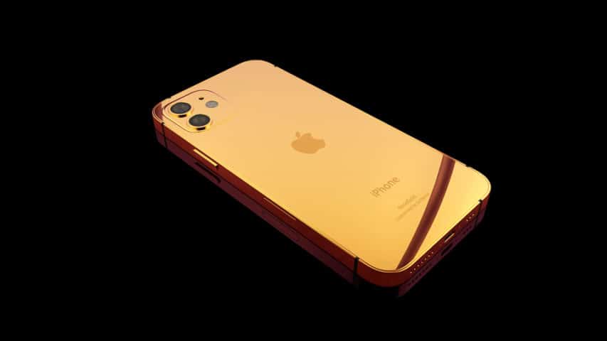 24K Gold iPhone 12 mini di tampilkan di depan dengan latar belakang rosegold